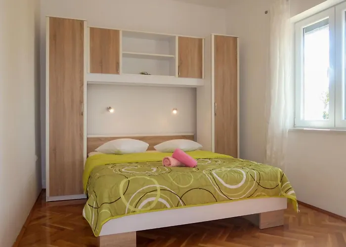 Valentina-3 By Interhome *