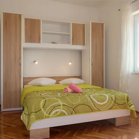 Valentina-3 By Interhome *